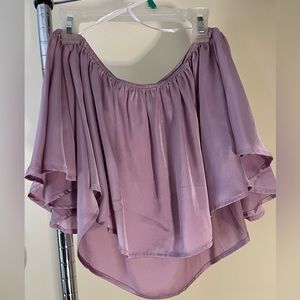 Flowy crop with off the shoulder sleeves. Shiny light, soft sheen.